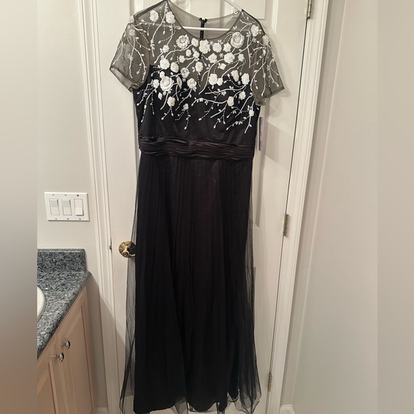 JS Collections Dresses & Skirts - Elegant JS Collections Black and White Floral Gown size 16- brand new